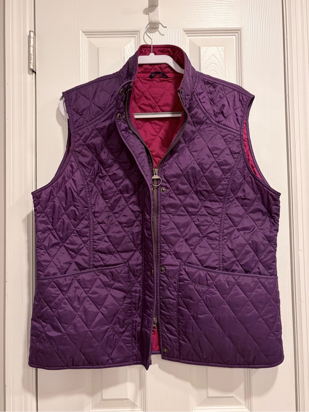Barbour Purple Summer Liddesdale
Gilet Quilted Vest Magenta Lined Womens Size 14